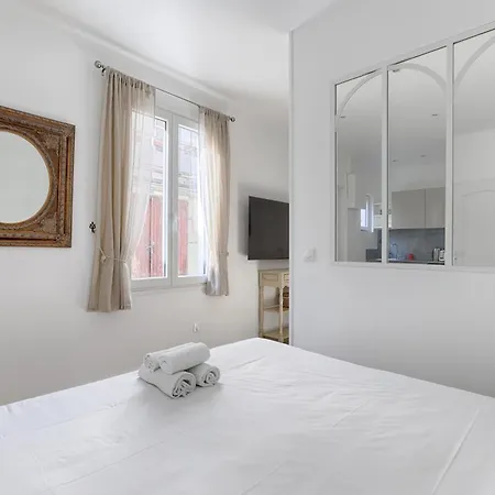 De Charme Entre Batignolles Et Montmartre * Paryż