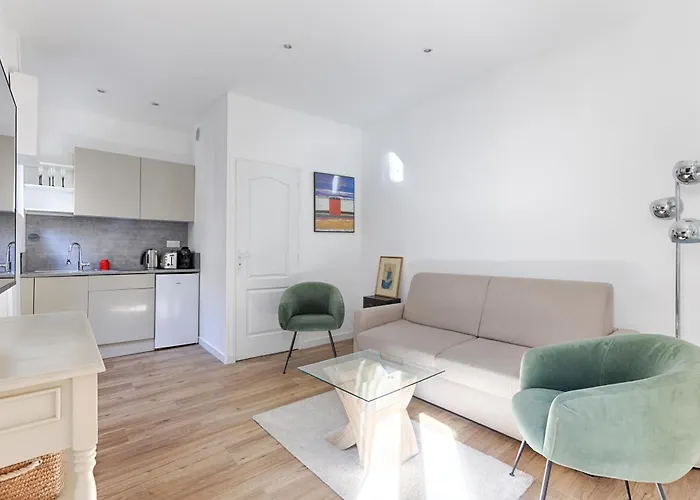 De Charme Entre Batignolles Et Montmartre Apartment
