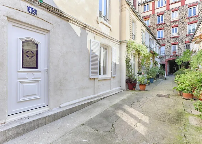 De Charme Entre Batignolles Et Montmartre * Paris