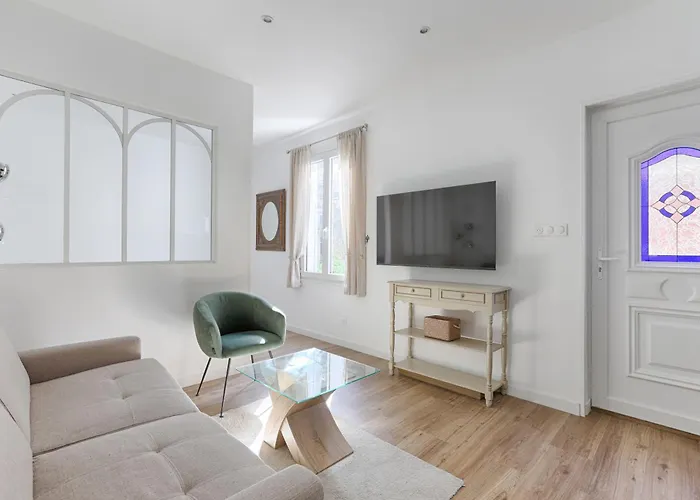 De Charme Entre Batignolles Et Montmartre Apartment